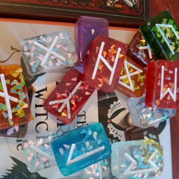 Majestic Runes - Picture 6 of 7